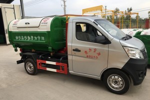 长安勾臂式垃圾车