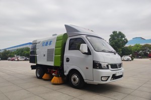 东风途逸扫路车（蓝牌3立方）