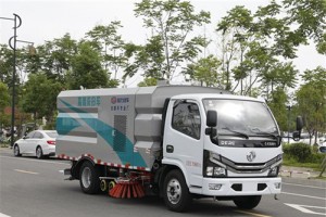 东风5吨洗扫车