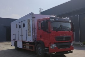 重汽豪沃电源车