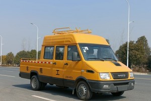 依维柯得意工程车（蓝牌）
